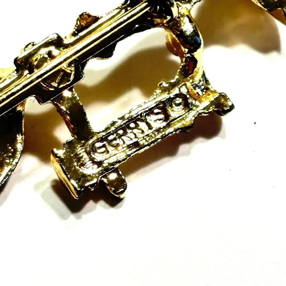 Gerrys gold scatter pin brooch novelty telephone motif green stones hallmarked